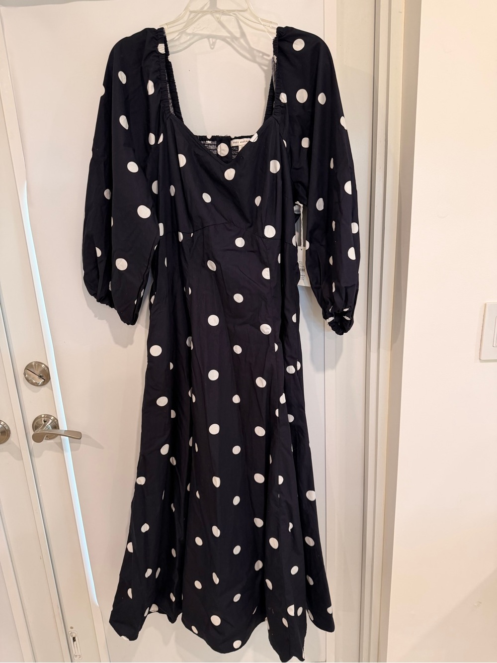Navy blue Polka Dot Midi Dress with Puff Sleeves